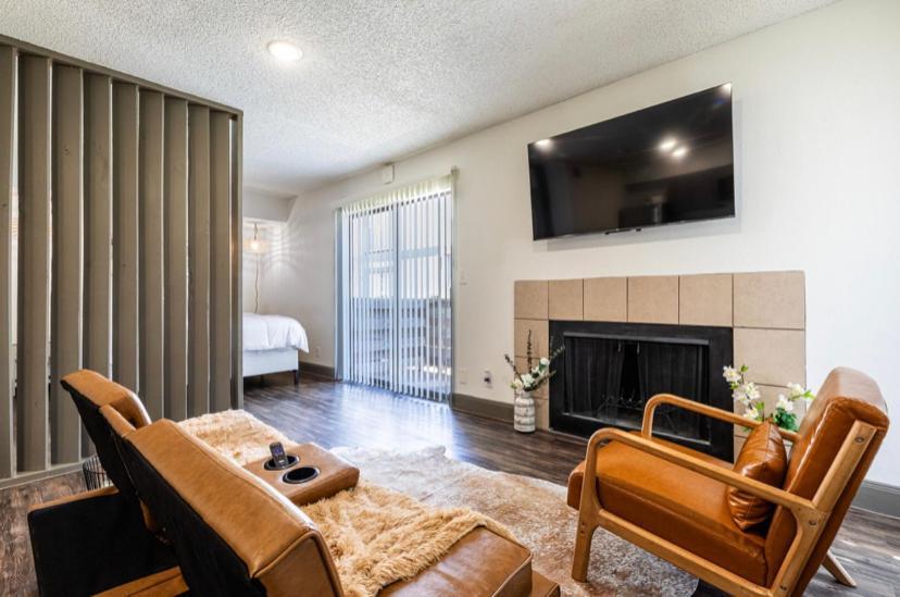 The Cozy Clouds Resort At Nrg ヒューストン エクステリア 写真